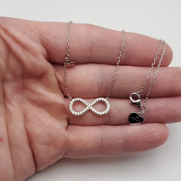 18 Inch 925 Sterling Silver Hallmark Cubic Zirconia Infinity Symbol Necklace - Picture 1 of 6